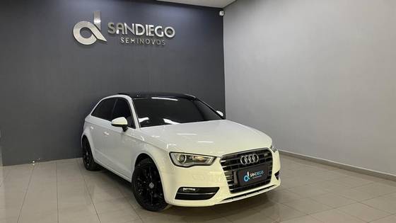 AUDI A3 1.8 TFSI SPORTBACK 16V GASOLINA 4P AUTOMÁTICO AUDI A3 1.8 TFSI SPORTBACK 16V GASOLINA 4P AUTOMÁTICO
